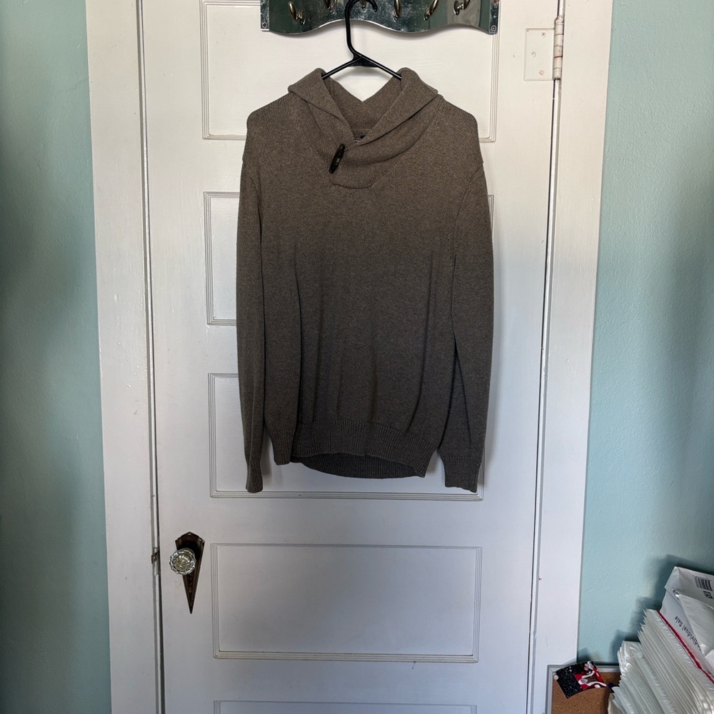 J. Crew Men’s Knit Sweater in Taupe Size M